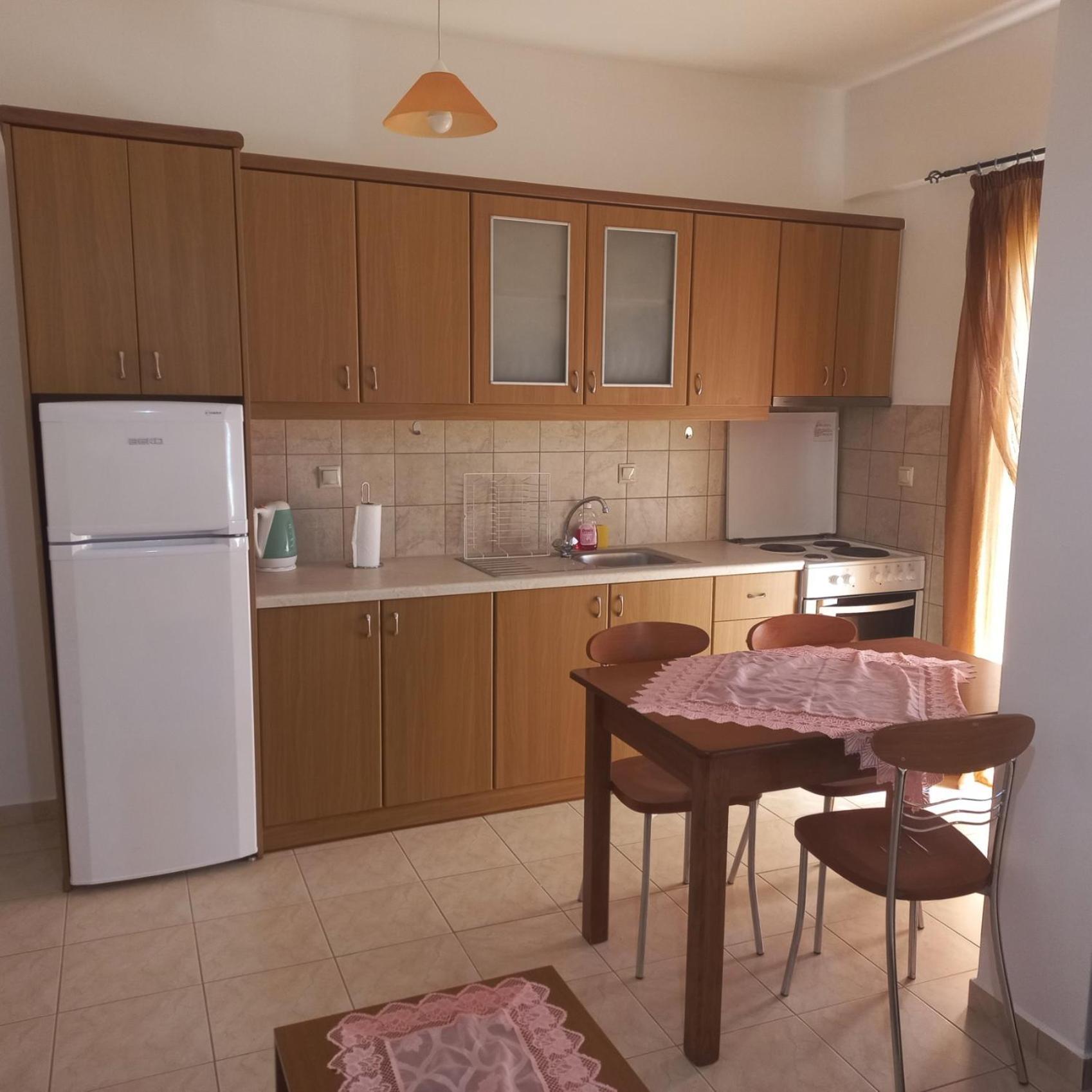 Central Rooms Makrýgialos 外观 照片