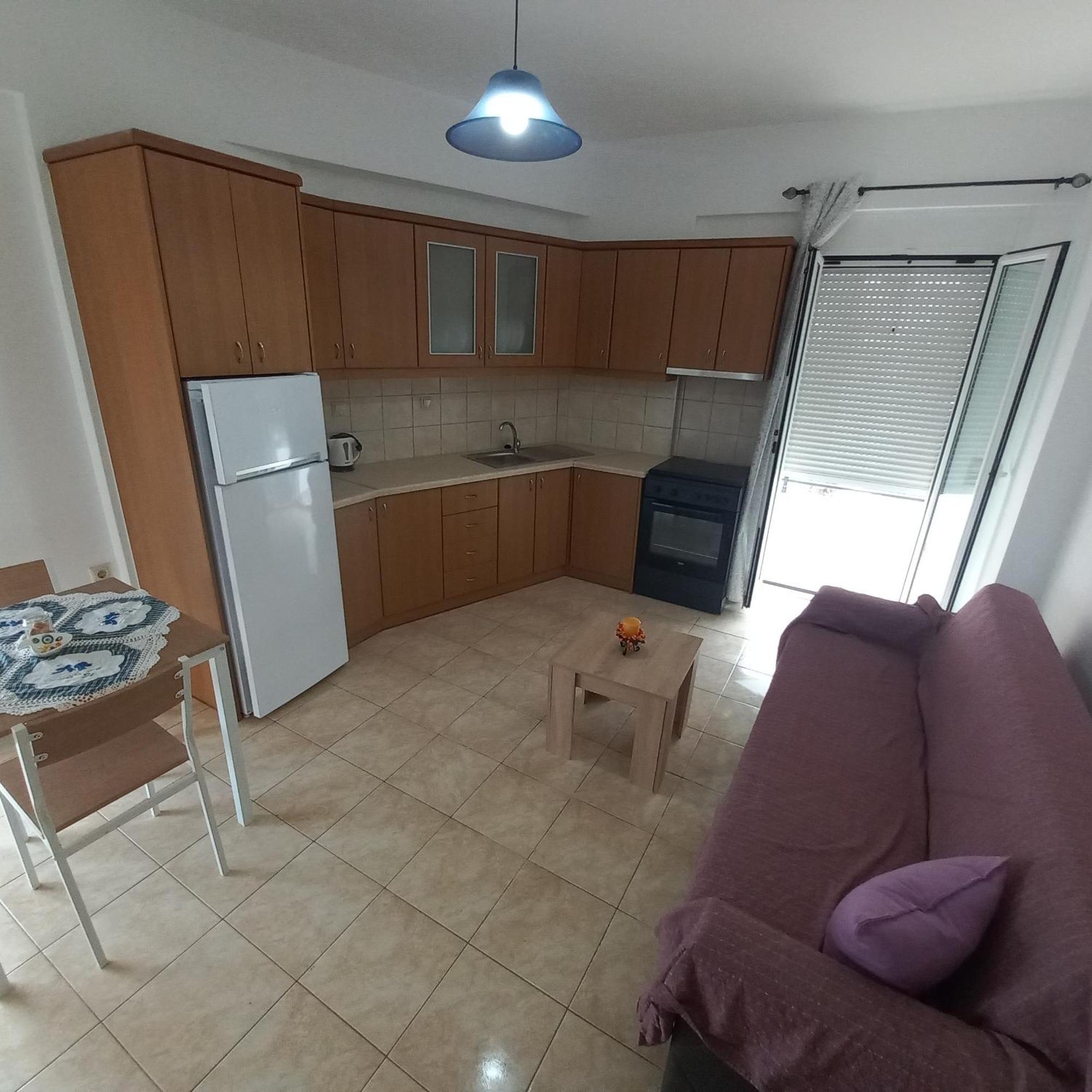 Central Rooms Makrýgialos 外观 照片