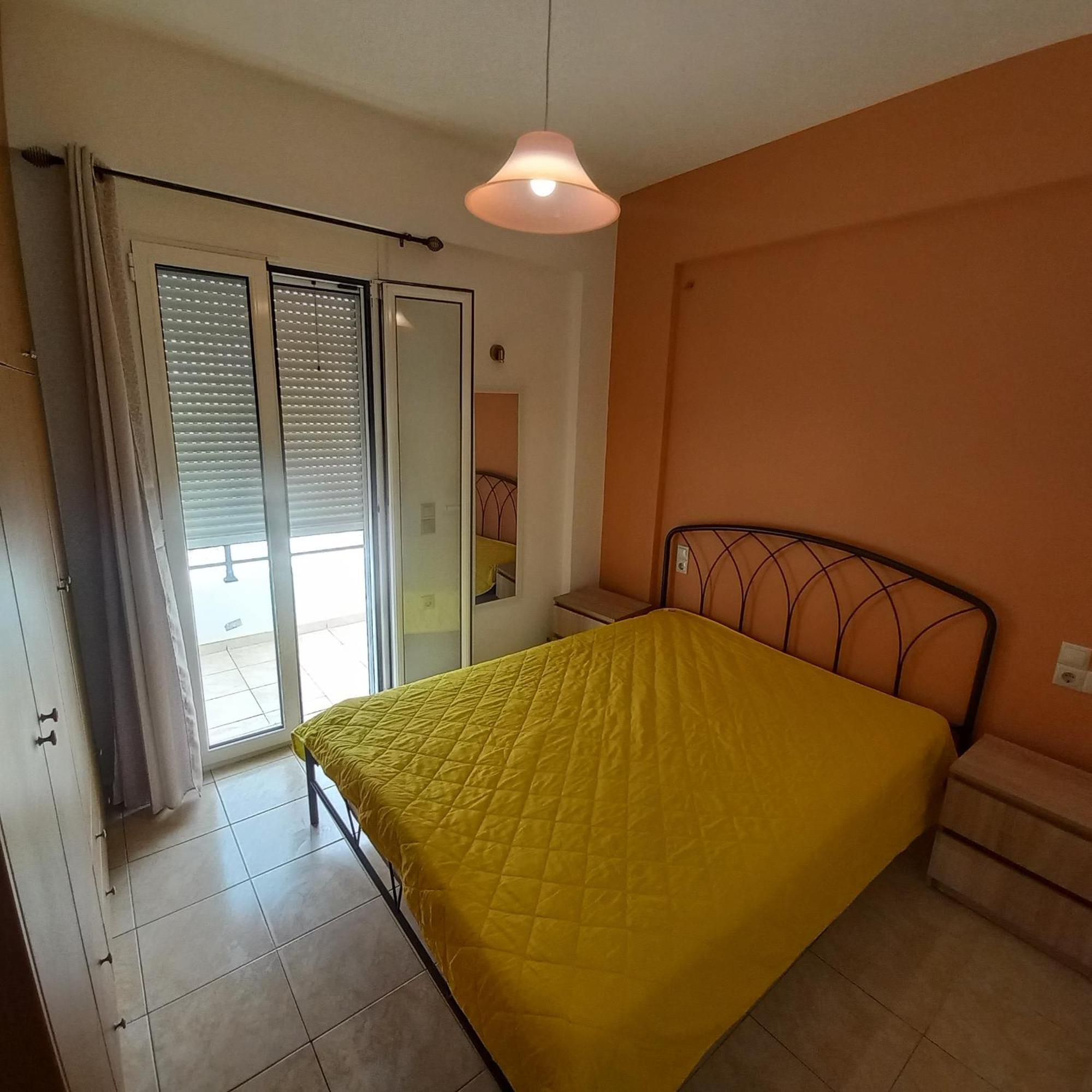 Central Rooms Makrýgialos 外观 照片